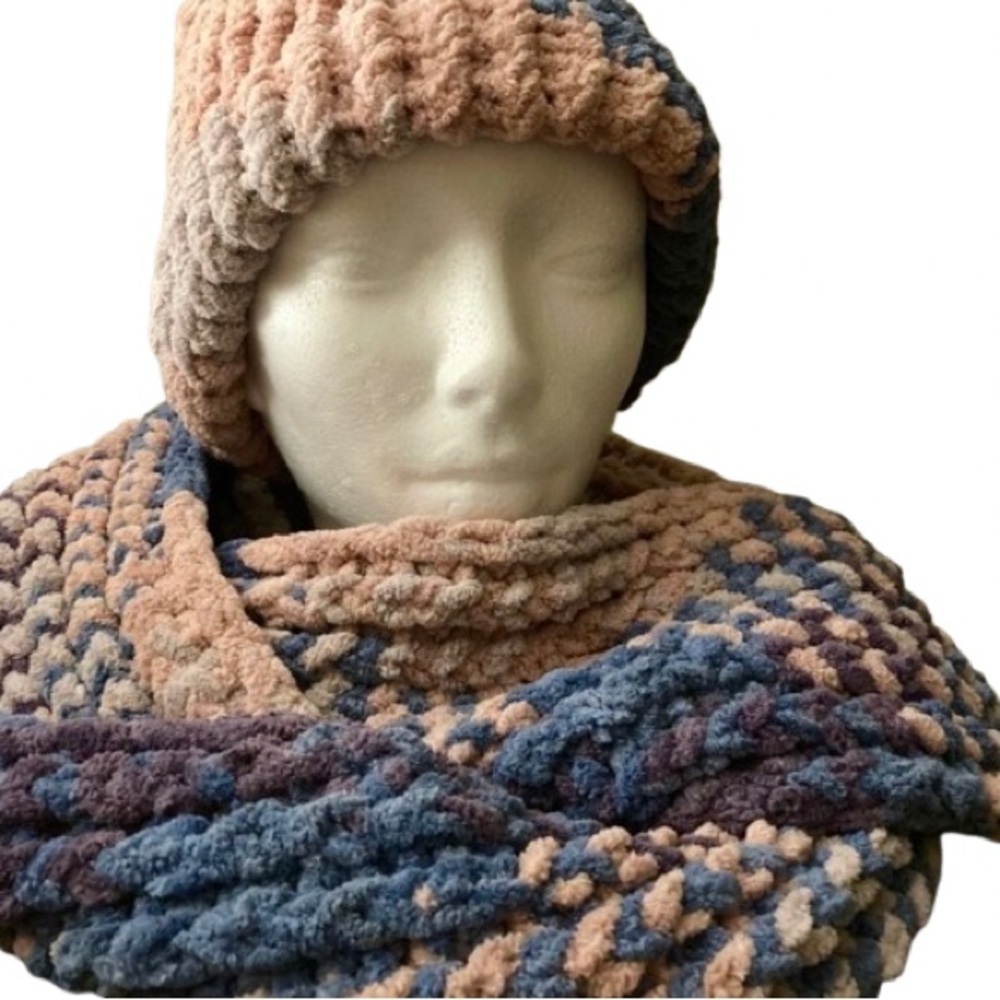 Handmade multicolor very chunky knit beanie hat and scarf set for adults